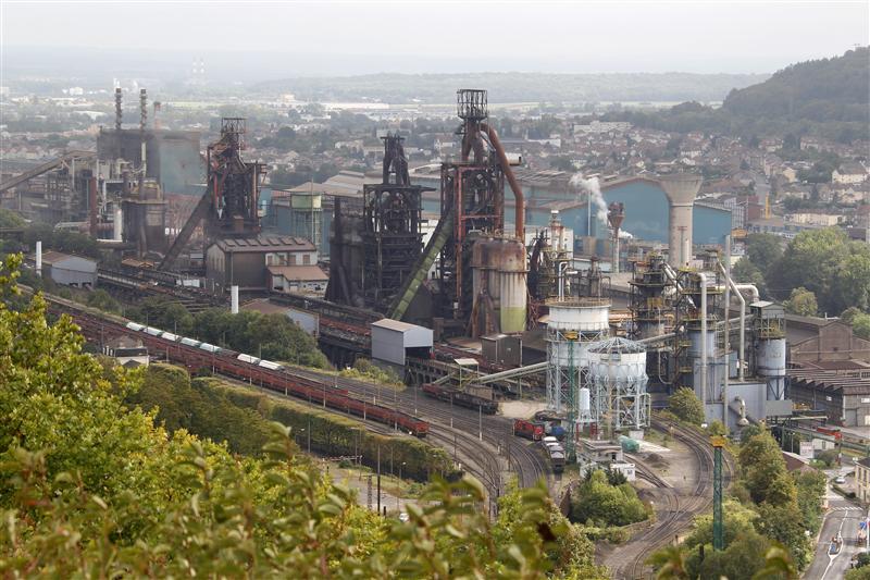 LES SALARIÉS D’ARCELORMITTAL DE FLORANGE SONNENT L’ALARME