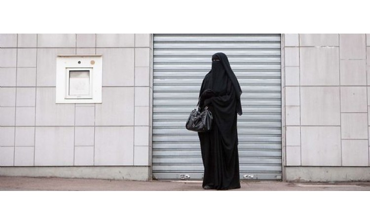 actualite_cp-loi-niqab