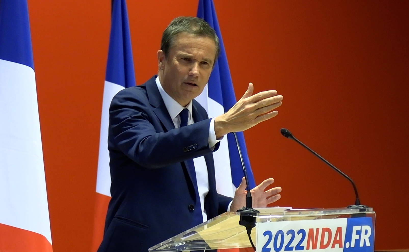 actualite_discours_fin.00_26_45_04.still026_copie