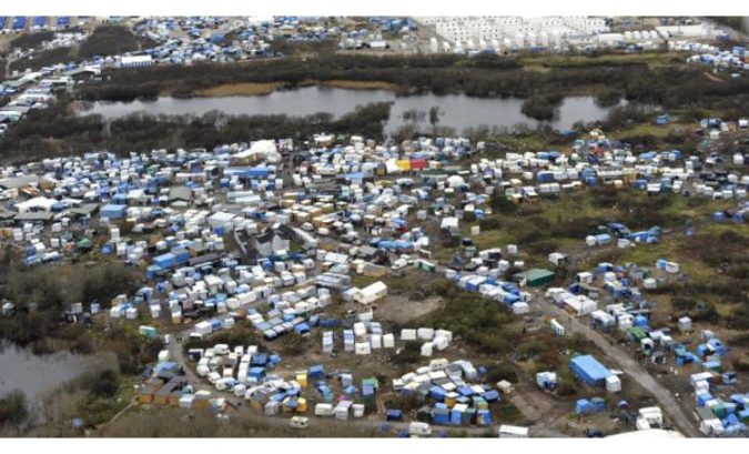actualite_jungle-de-calais.debut-de-lenlevement-des-abris-de-la-zone-sud_0