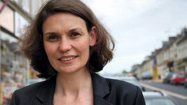actualite_legislatives-anne-boissel-candidate-de-debout-la-republique-dans-le-bessin