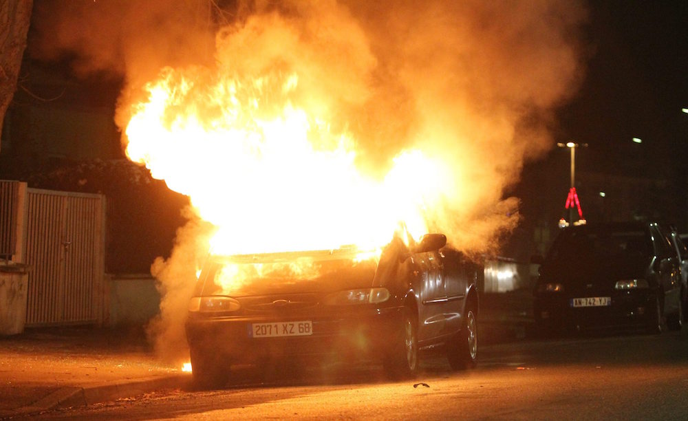 VOITURE FEU ZUP