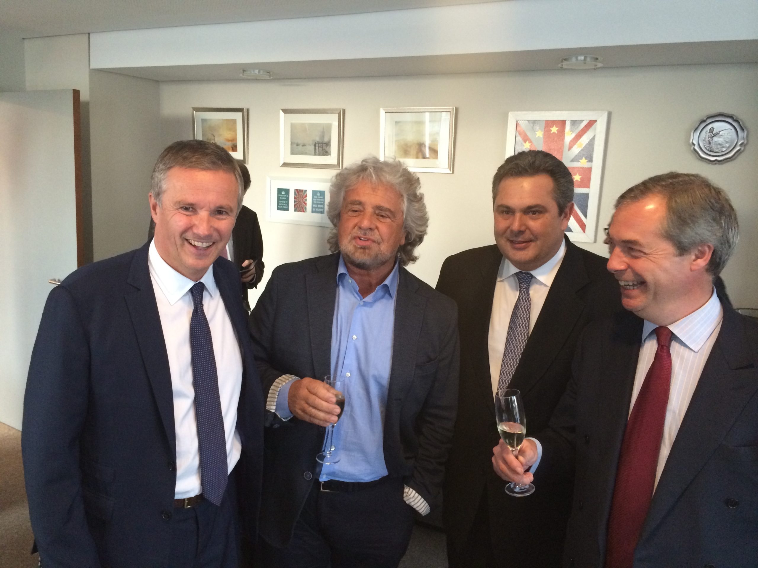 rencontre_bruxelles_debout_la_france_0-scaled