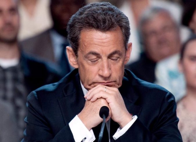 sarko_depite