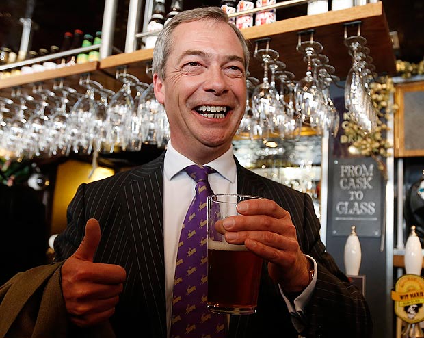 tribune_farage_2