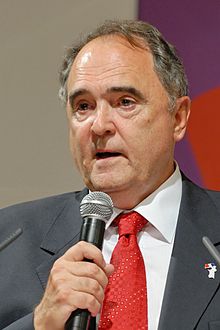 tribune_henri_temple_dlr_2009-06-02