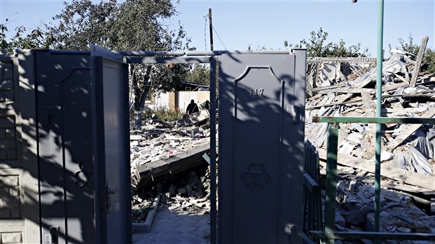 tribune_pc_140929_470ab_ukraine-donetsk-debris_sn635