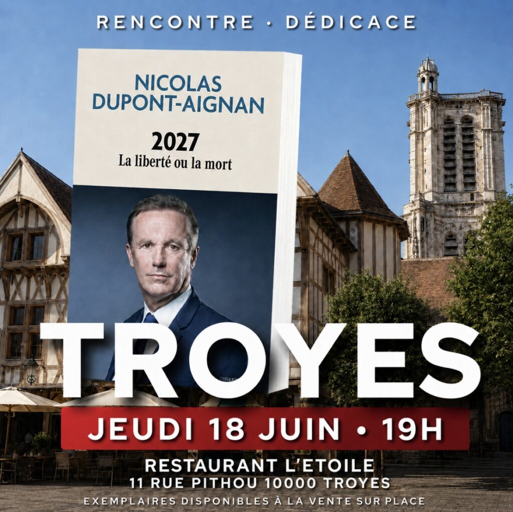 Nicolas Dupont-Aignan en dédicace à Troyes le 18/06/2026